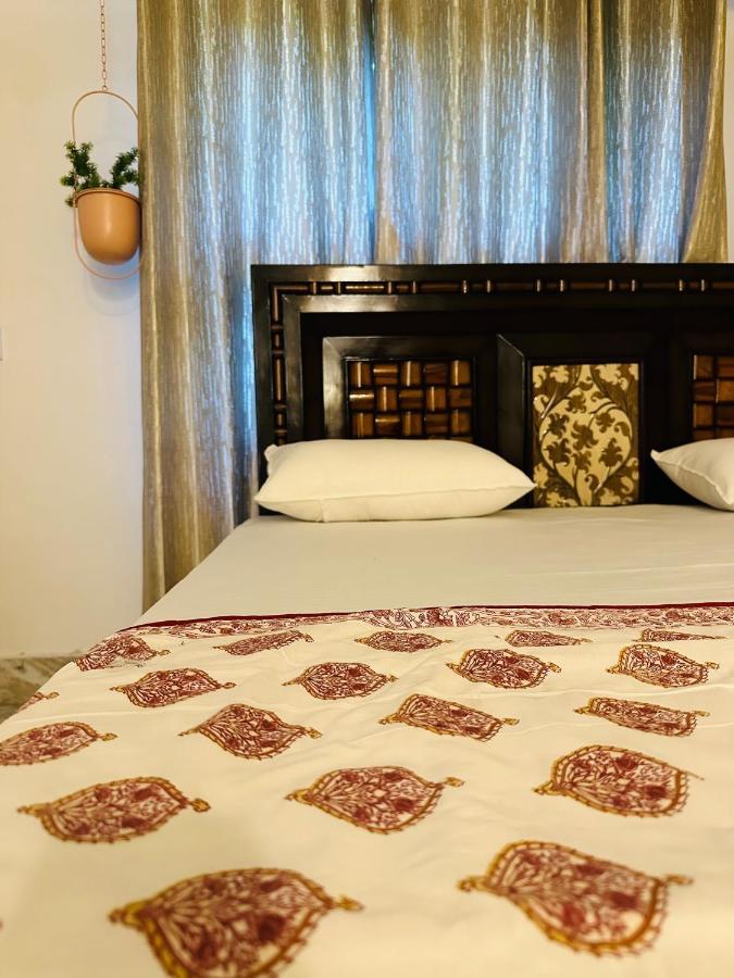 Paridhi Apartment